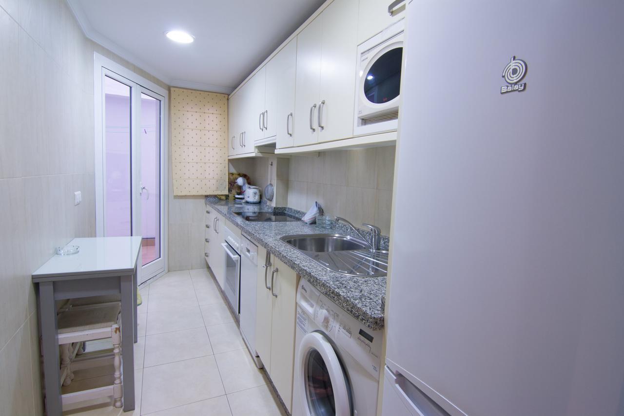 Carabeo 60 1C Menyber Apartment Нерха Екстериор снимка